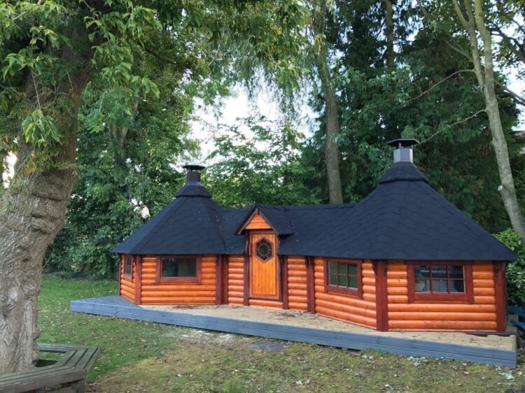 Double Grill Cabin 9.2 + 9.2 M2 Viking5