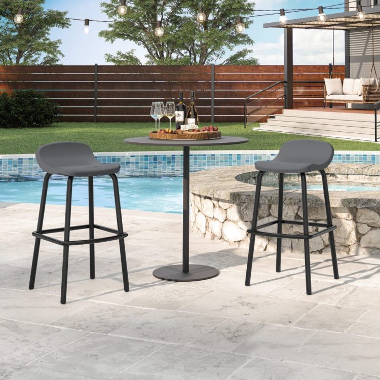 Outdoor barstools 02